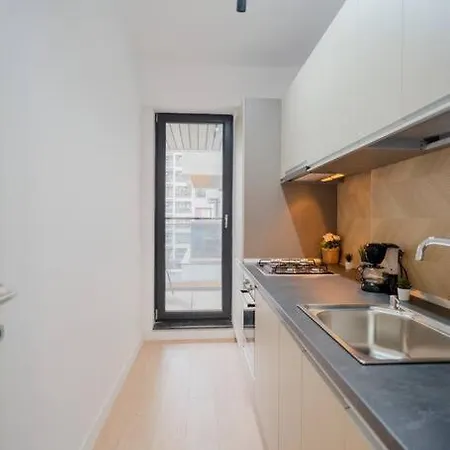 Politehnica Park Residence: Modern Comfort Apartment *